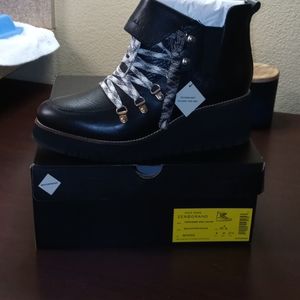 Cole Haan Zerogrand wedge